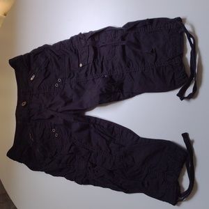 Arizona Jeans Co Black Capri Cargo Pants size 3